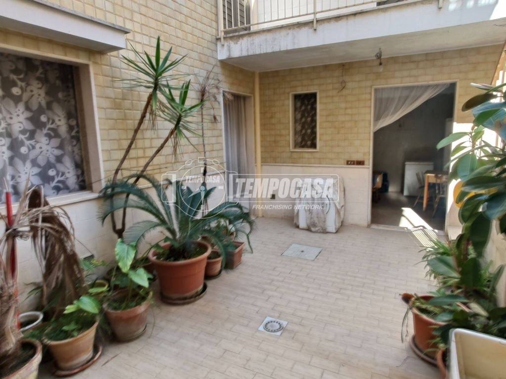 casa indipendente in vendita a Bari in zona Carbonara