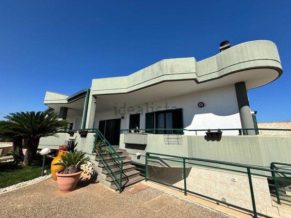 casa indipendente in vendita a Bari in zona Murat