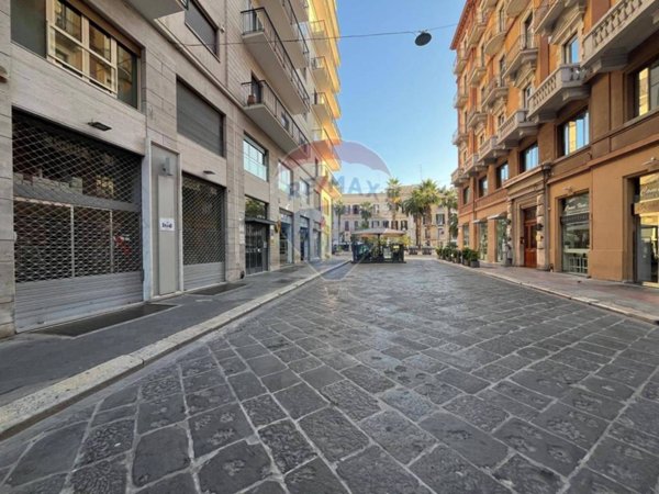 monolocale in vendita a Bari in zona Murat