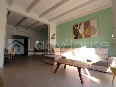 casa indipendente in vendita a Bari in zona Città Vecchia