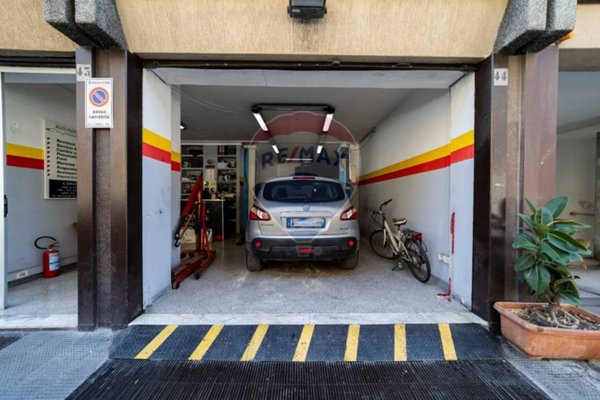 negozio in vendita a Bari in zona San Pasquale