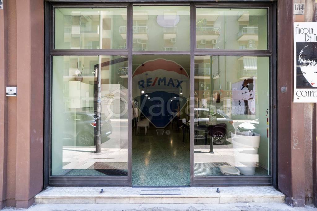 negozio in vendita a Bari in zona San Pasquale