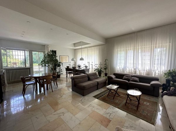 casa indipendente in vendita a Bari in zona Fesca