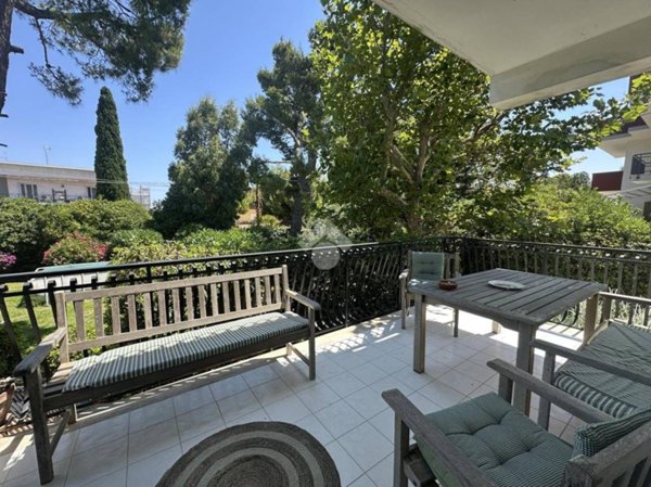 casa indipendente in vendita a Bari in zona Fesca