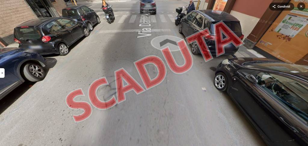 negozio in vendita a Bari in zona Murat