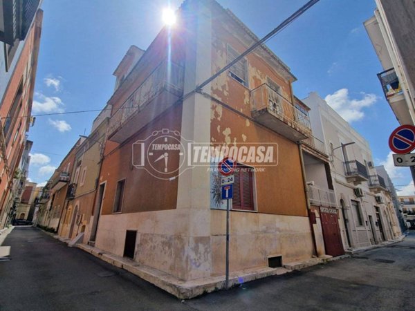 casa indipendente in vendita a Bari in zona Carbonara