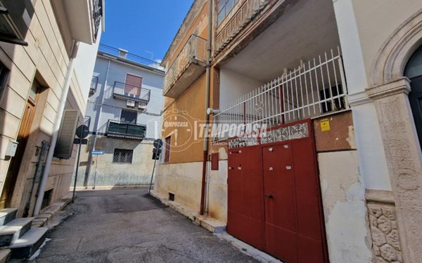casa indipendente in vendita a Bari in zona Carbonara
