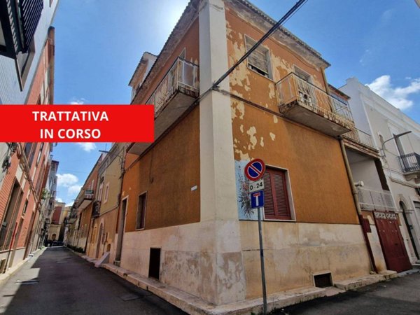 casa indipendente in vendita a Bari in zona Loseto