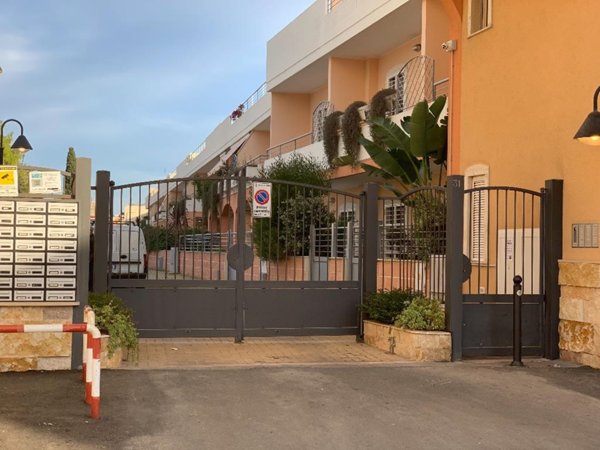 casa indipendente in vendita a Bari in zona Ceglie del Campo