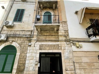 intera palazzina in vendita a Bari in zona Città Vecchia