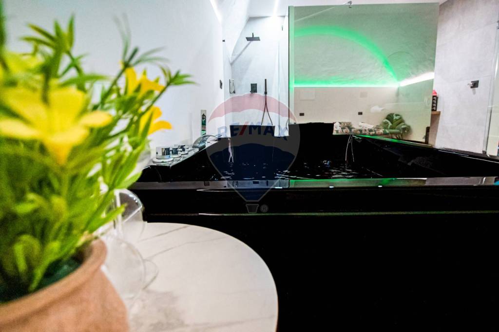 appartamento in vendita a Bari in zona Città Vecchia