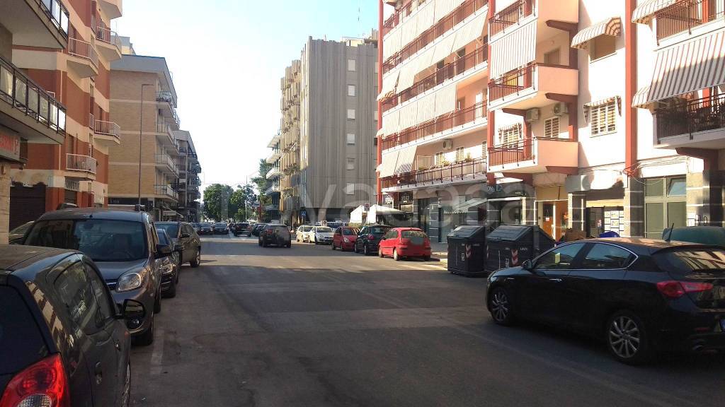 locale di sgombero in vendita a Bari in zona San Pasquale
