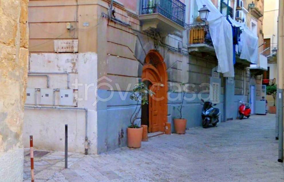 appartamento in vendita a Bari in zona Città Vecchia