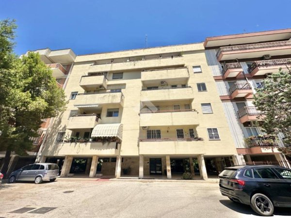 appartamento in vendita a Bari in zona Japigia