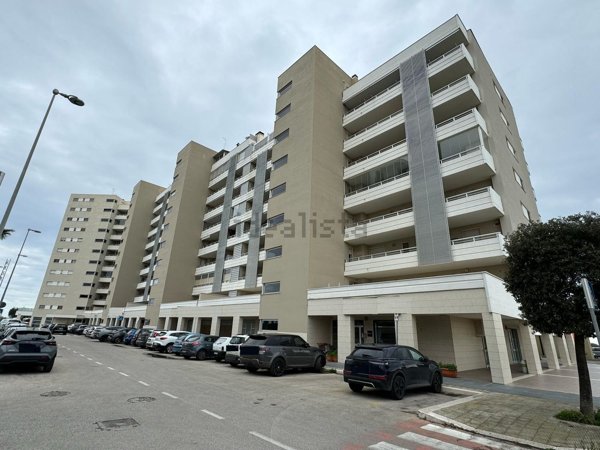 appartamento in vendita a Bari in zona Palese/Macchie