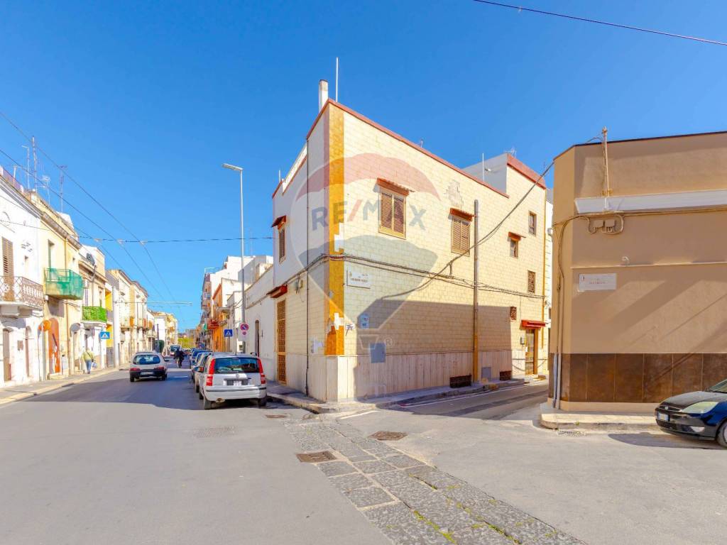 casa indipendente in vendita a Bari in zona Carbonara