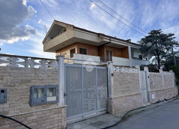 casa indipendente in vendita a Bari in zona San Giorgio