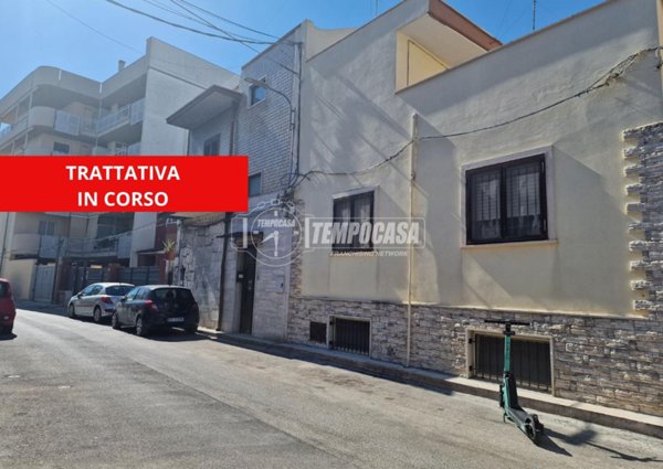casa indipendente in vendita a Bari in zona Carbonara