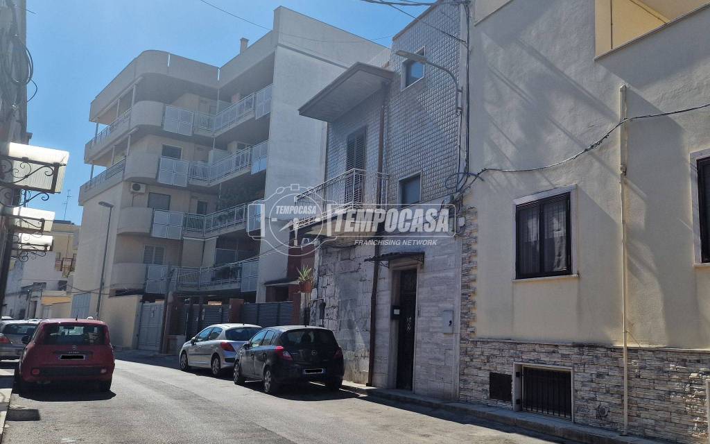 casa indipendente in vendita a Bari in zona Carbonara