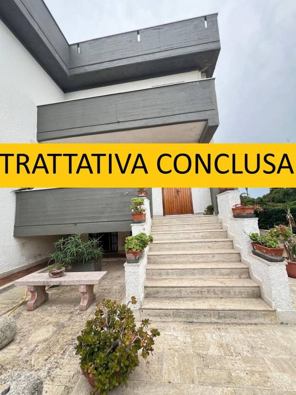 casa indipendente in vendita a Bari in zona Palese/Macchie