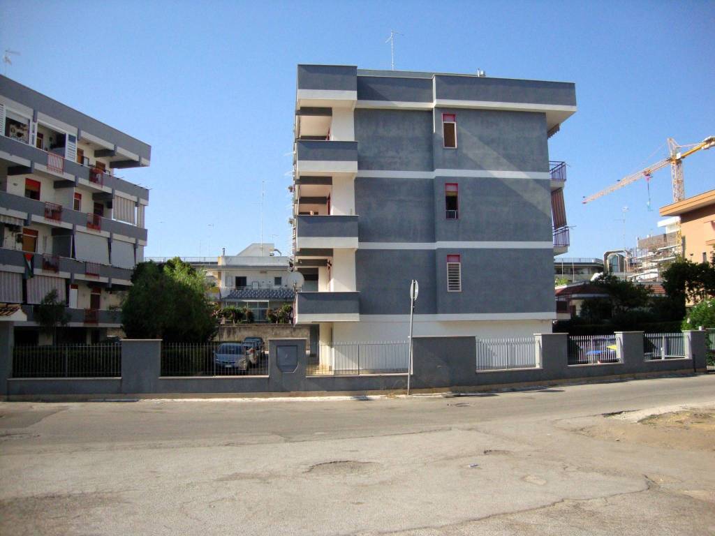 appartamento in vendita a Bari in zona Palese/Macchie