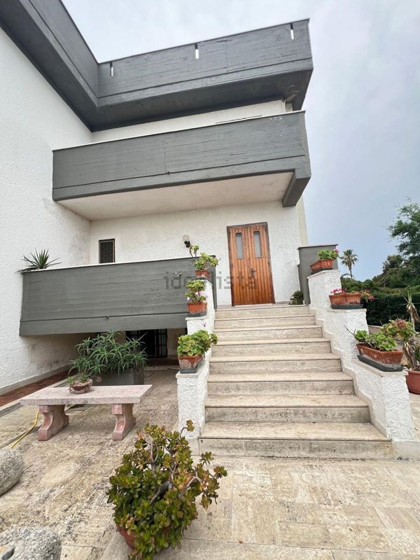 casa indipendente in vendita a Bari in zona Palese/Macchie