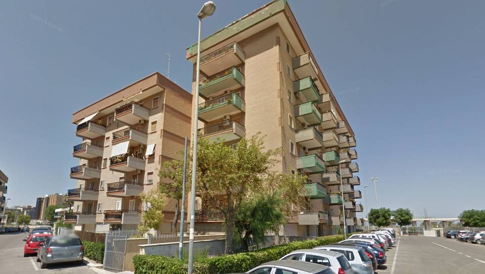 locale commerciale in vendita a Bari in zona Japigia