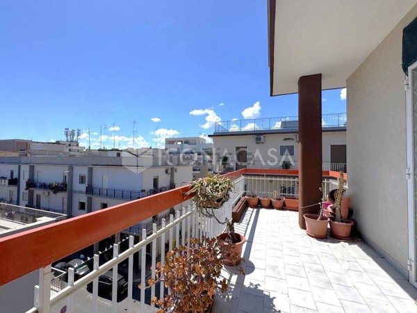 appartamento in vendita a Bari in zona Palese/Macchie