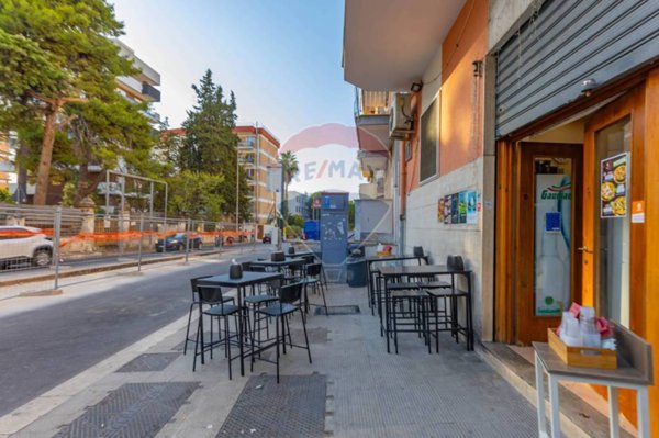 negozio in vendita a Bari in zona San Pasquale