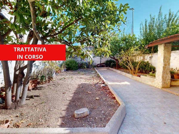 casa indipendente in vendita a Bari in zona Carbonara