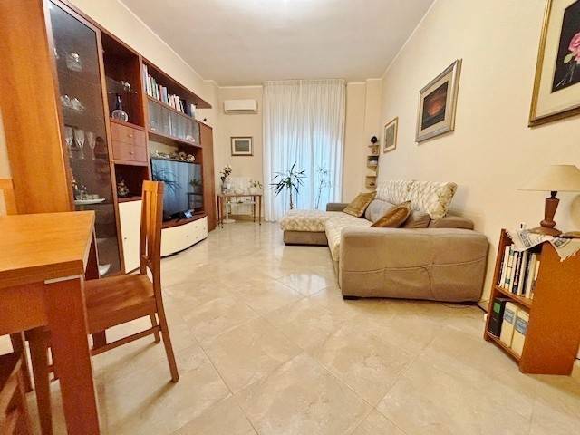 appartamento in vendita a Bari in zona Poggiofranco
