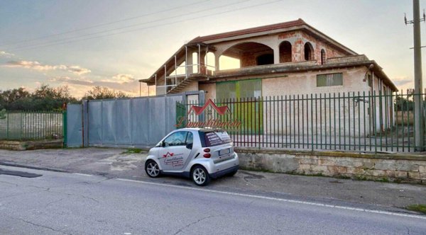negozio in vendita a Bari in zona Ceglie del Campo