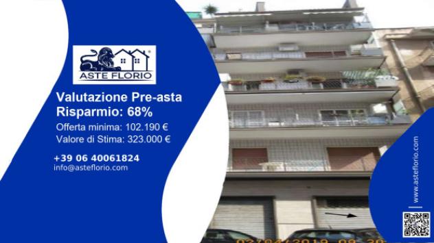 locale commerciale in vendita a Bari in zona Poggiofranco