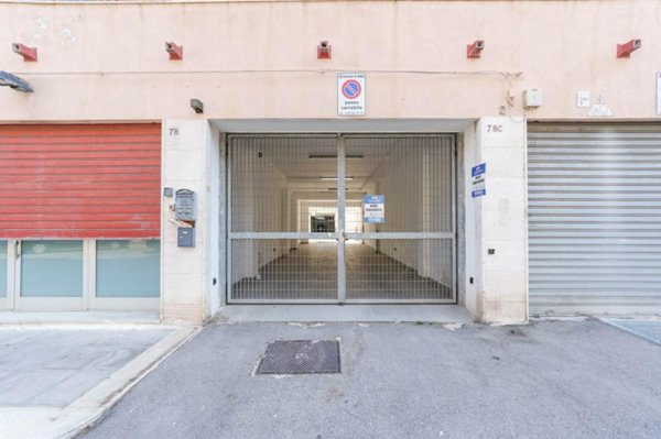 negozio in vendita a Bari in zona Libertà