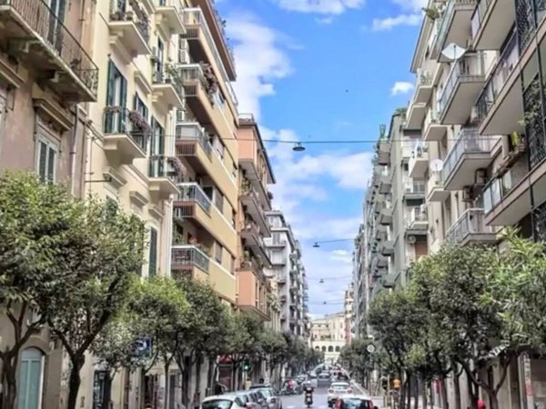 negozio in vendita a Bari in zona Murat