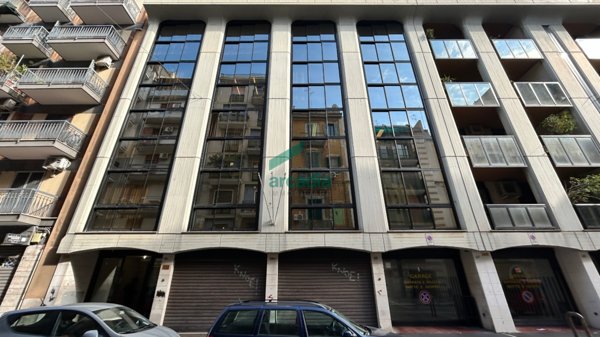 locale commerciale in vendita a Bari in zona Murat