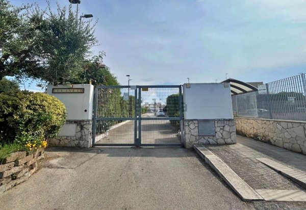 casa indipendente in vendita a Bari in zona Japigia