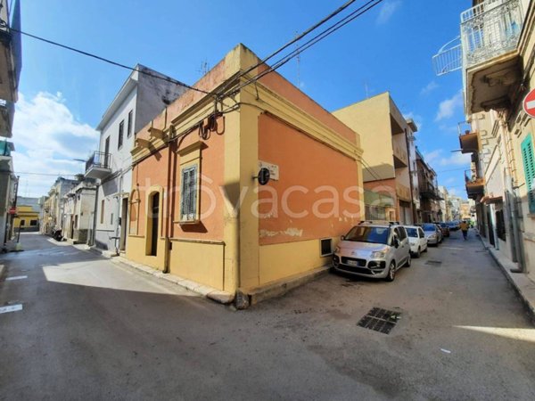 casa indipendente in vendita a Bari in zona Carbonara