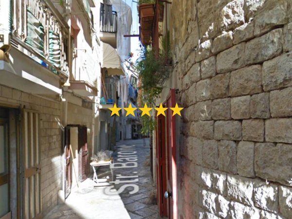 appartamento in vendita a Bari in zona Città Vecchia