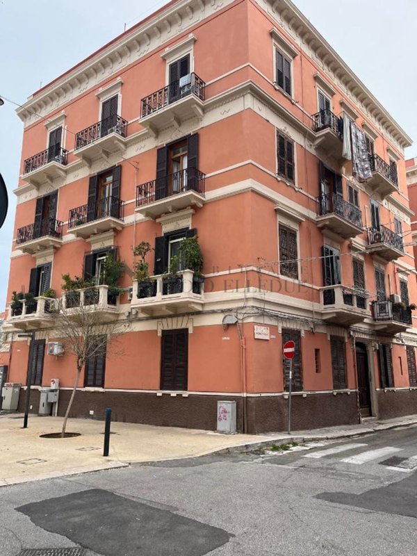 appartamento in vendita a Bari in zona Libertà