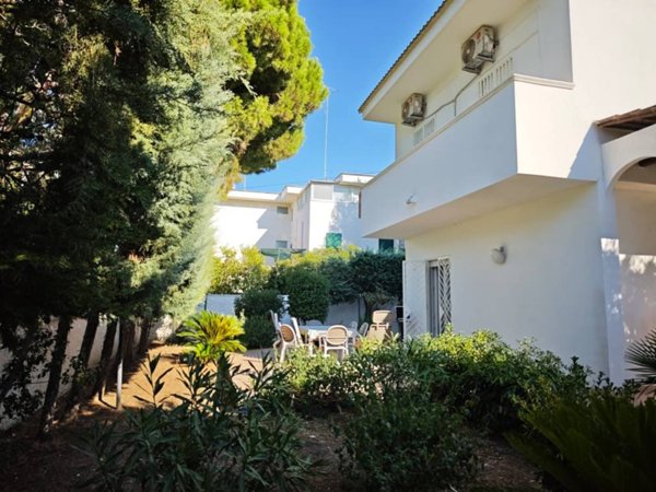 casa indipendente in vendita a Bari in zona Santo Spirito