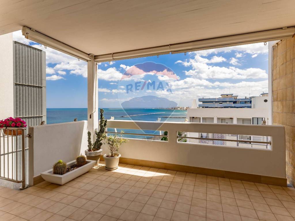 appartamento in vendita a Bari in zona San Girolamo