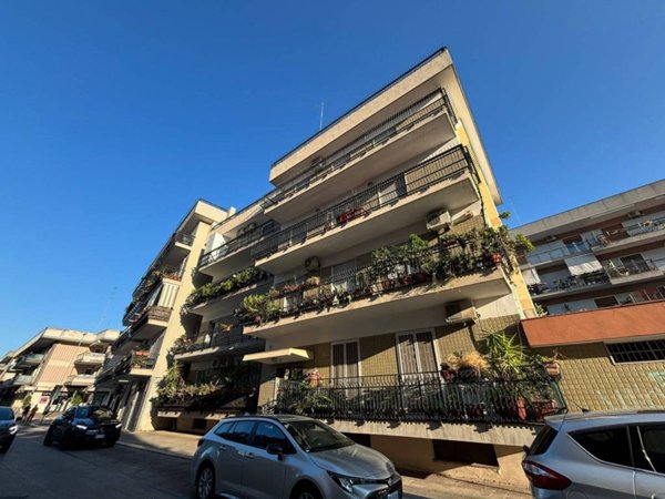 appartamento in vendita a Bari in zona Picone