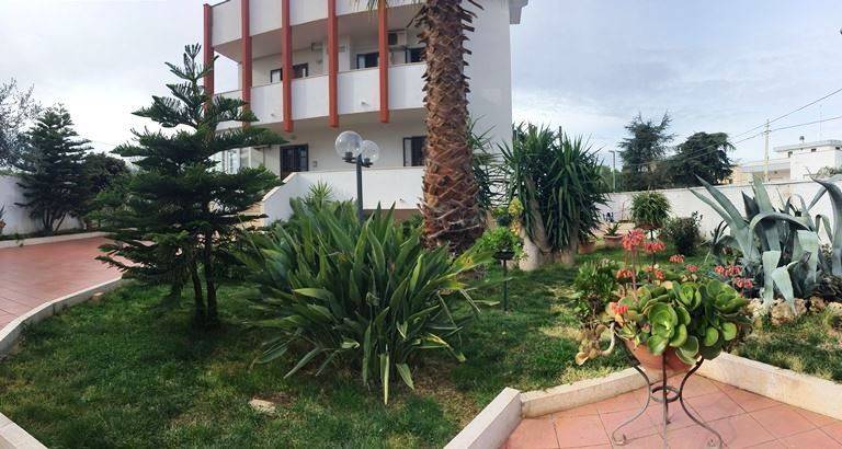 casa indipendente in vendita a Bari in zona Carbonara