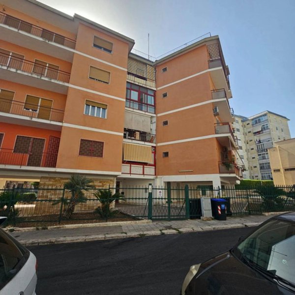 appartamento in vendita a Bari in zona San Paolo