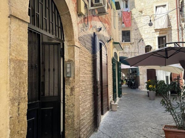 appartamento in vendita a Bari in zona Città Vecchia