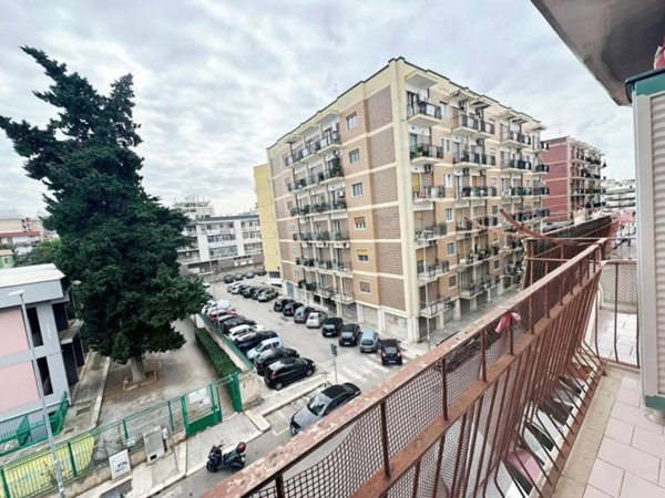 appartamento in vendita a Bari in zona Carrassi