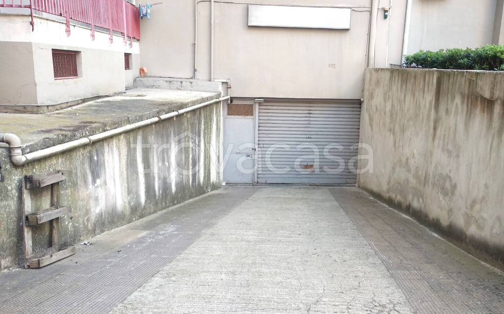 locale di sgombero in vendita a Bari in zona San Pasquale