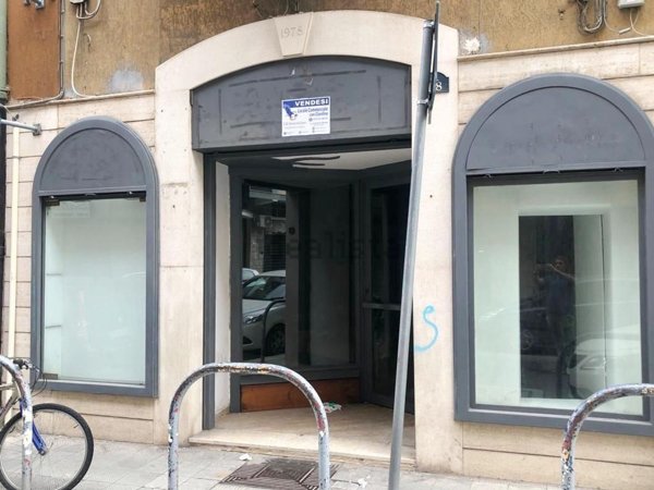 locale commerciale in vendita a Bari in zona San Pasquale