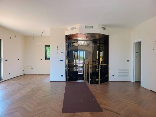 casa indipendente in vendita a Bari in zona Parco Adria